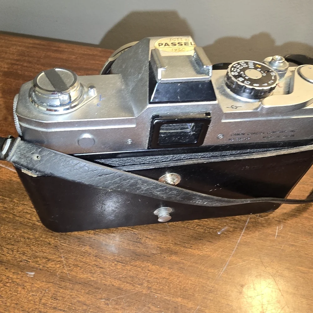 Canon FT QL 35mm Film Camera With 50mm f/1.8 Lens